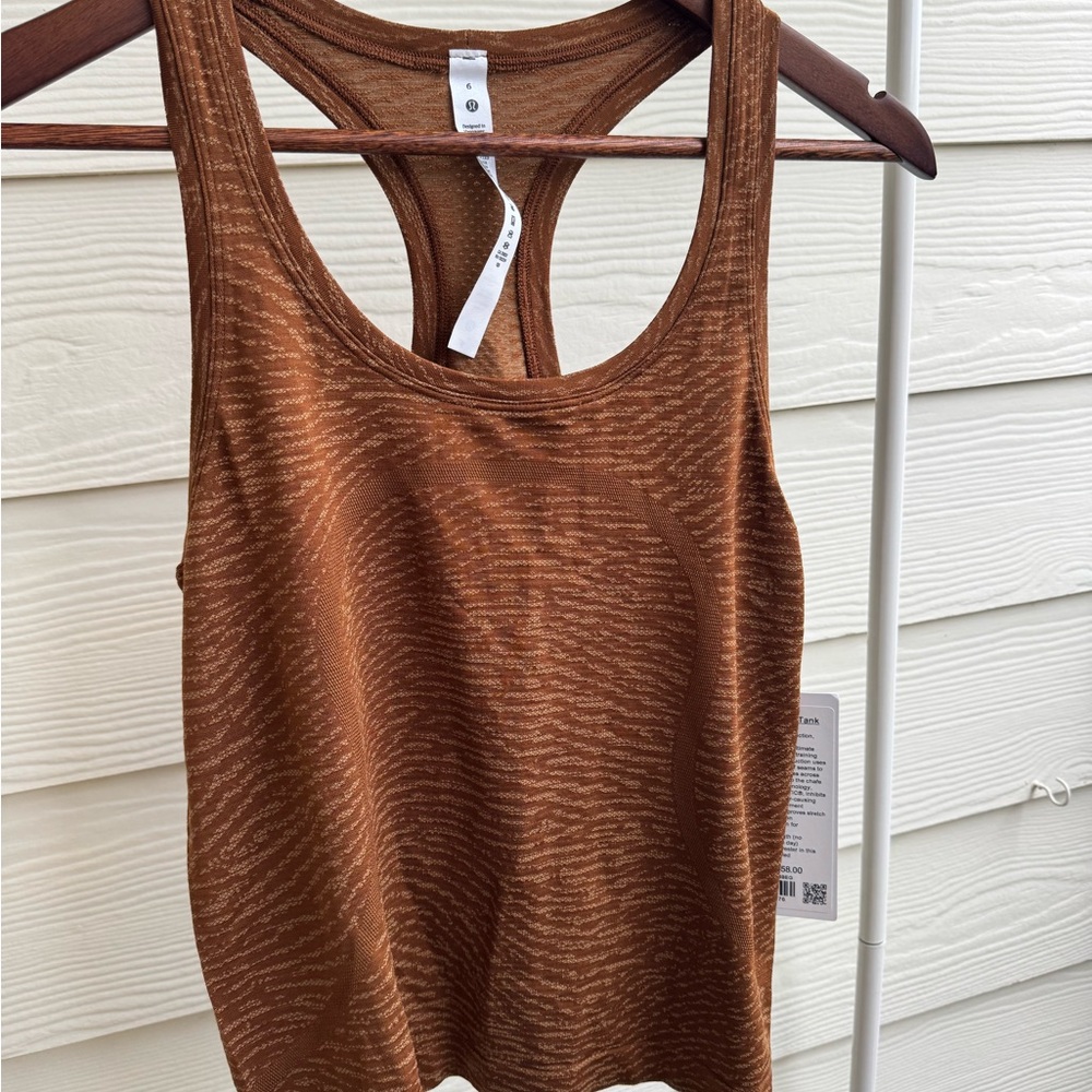 NWT Lulu lemon - Swiftly Tech RB Tank 2.0 - Picture 2 of 7